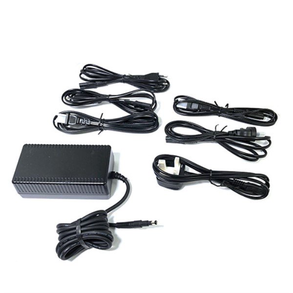 4821057 FLUKE Universal Mains-Power Adapter | myMectronic