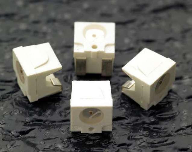 Dialight 5972001213F – Reliable Indicator LED for Industrial Applications