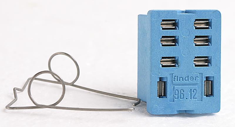 96.12.SMA Finder Miniature Power Relay | myMectronic