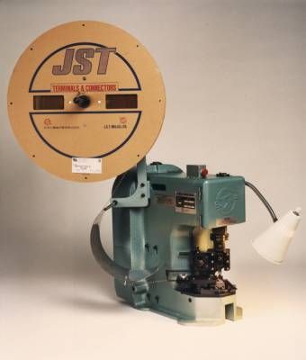 JST APK2N – Reliable Crimping Machine for Industrial Applications