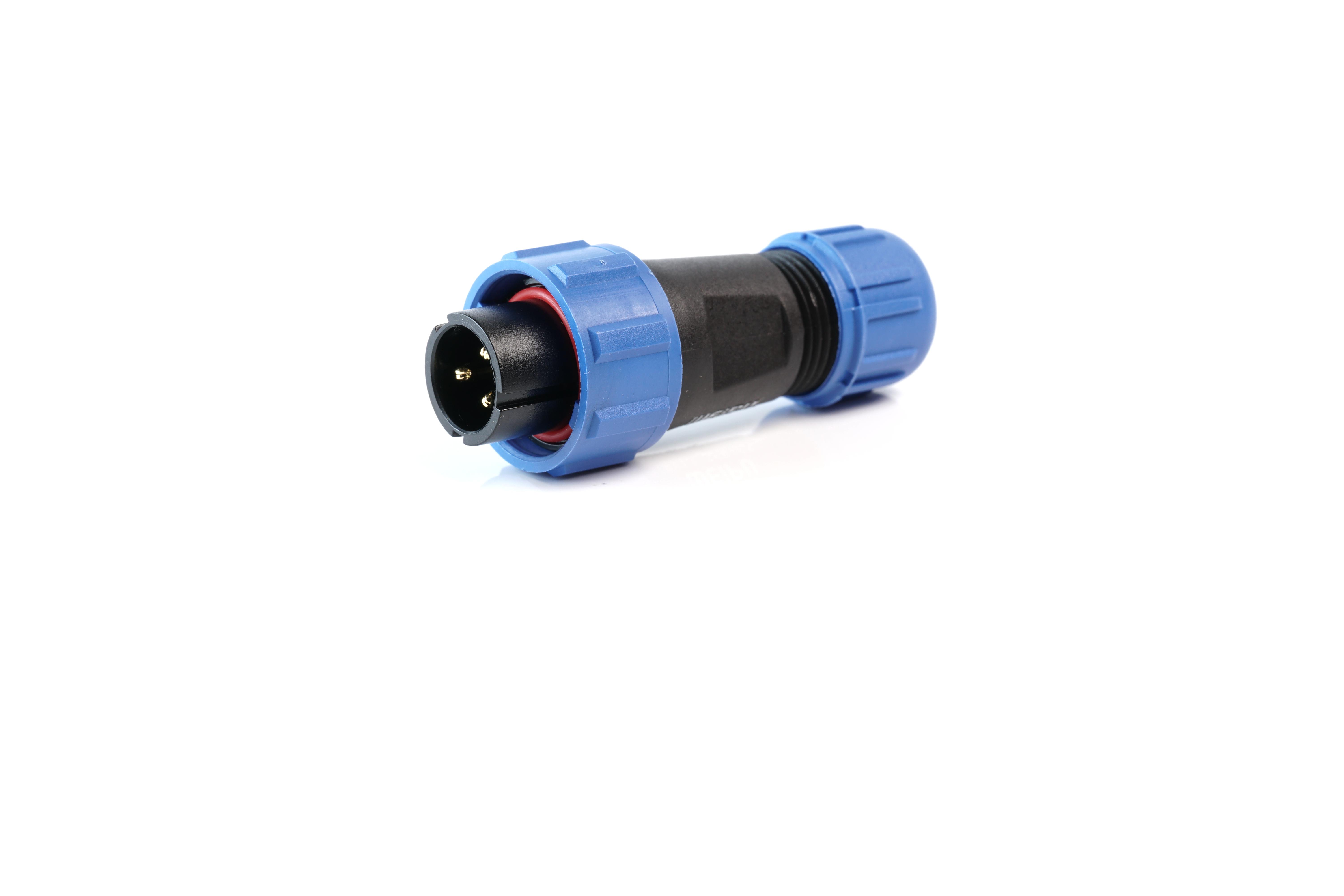 Universal IP67 Waterproof Connector – Reliable Industrial Connections for Applications