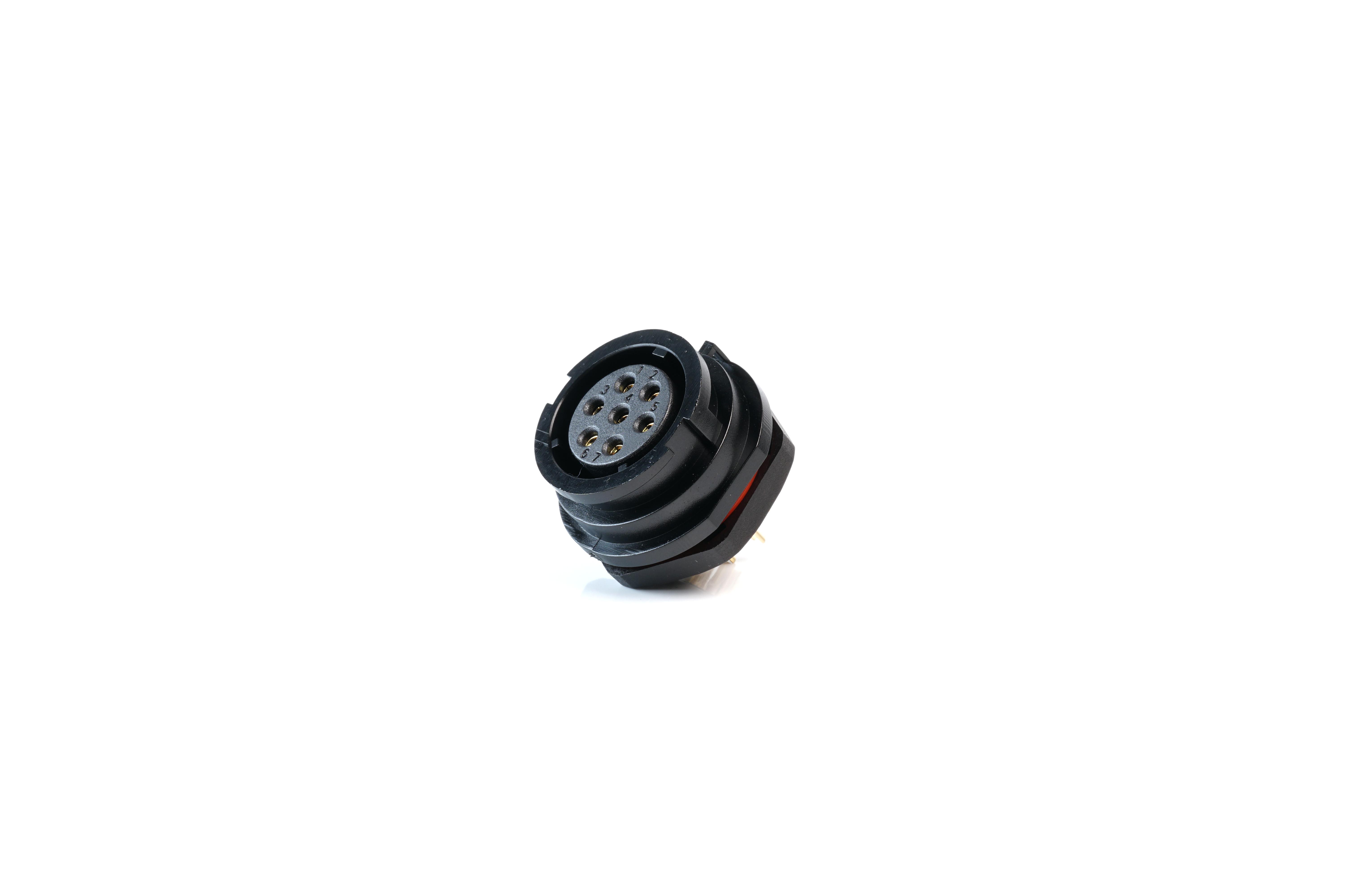 Multicomp Series MP002729 IP67 Industrial Connectors: Reliable Weather-Resistant Couplings